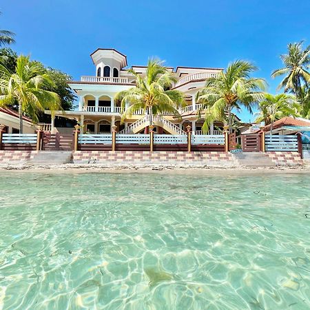 Casaroyal Beachfront Siquijor Εξωτερικό φωτογραφία