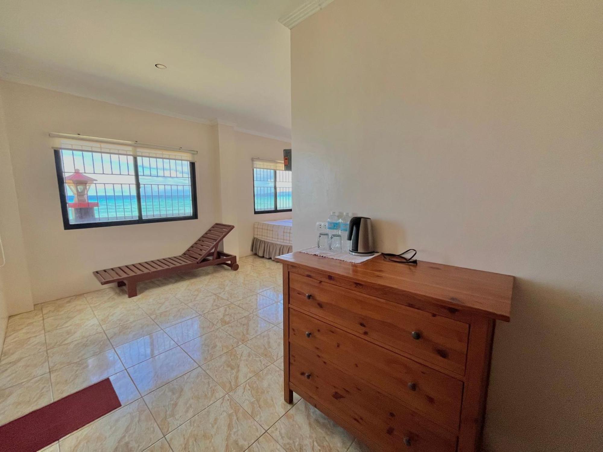 Casaroyal Beachfront Siquijor Εξωτερικό φωτογραφία