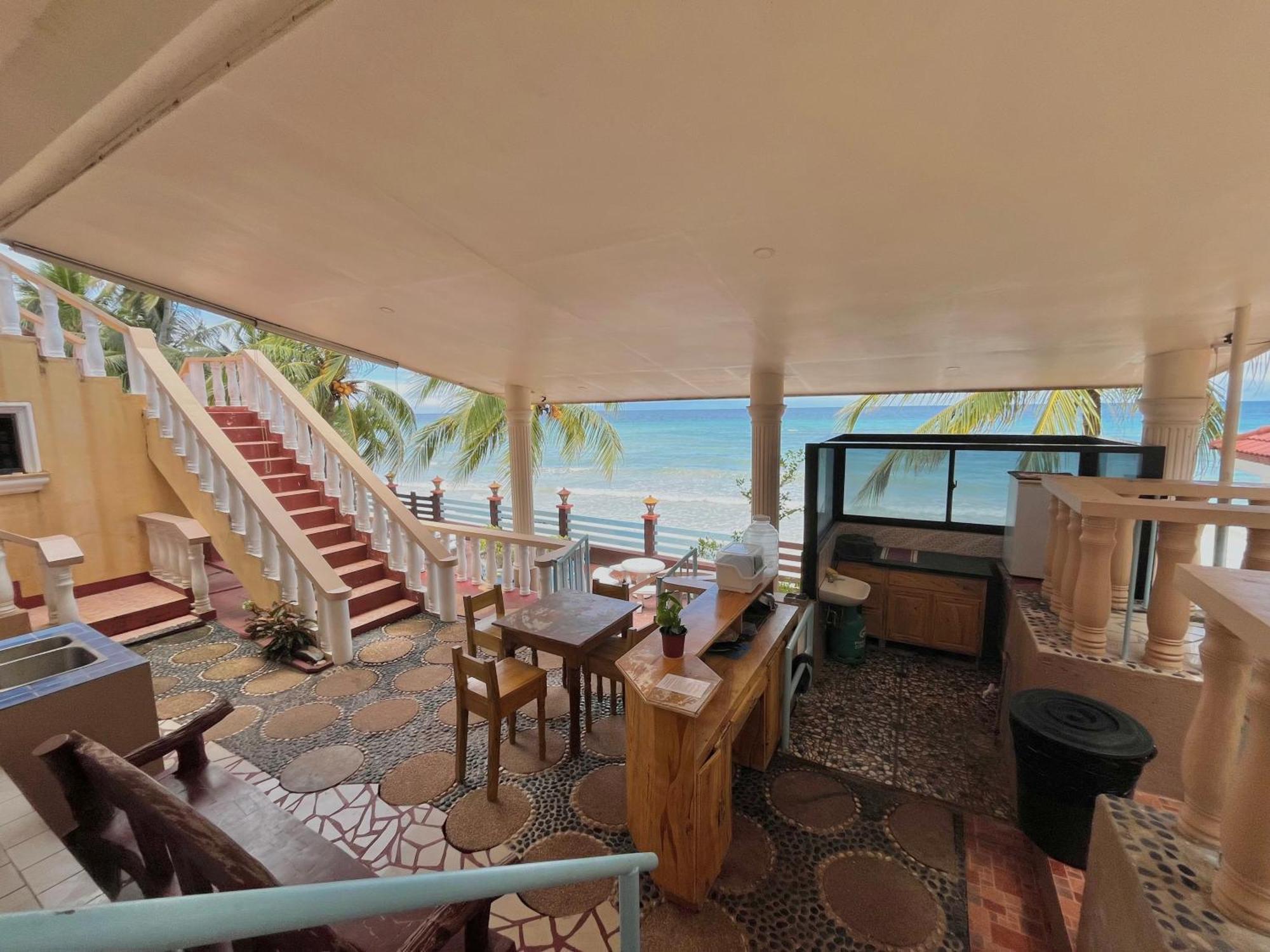 Casaroyal Beachfront Siquijor Εξωτερικό φωτογραφία