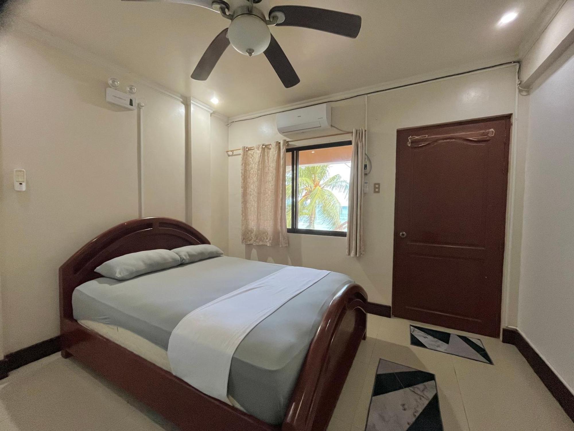Casaroyal Beachfront Siquijor Εξωτερικό φωτογραφία